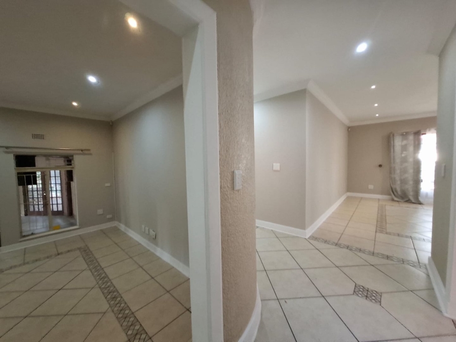 4 Bedroom Property for Sale in Safari Gardens North West